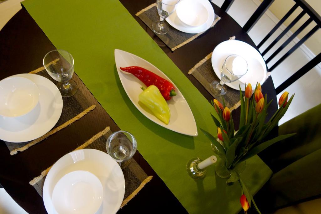 Vivid Rozsa Apartamento